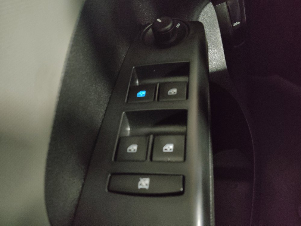 Used 2016 Chevrolet Sonic LTZ FWD image 27