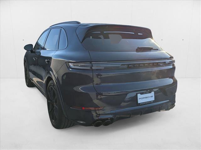 New 2025 Porsche Cayenne GTS image 3