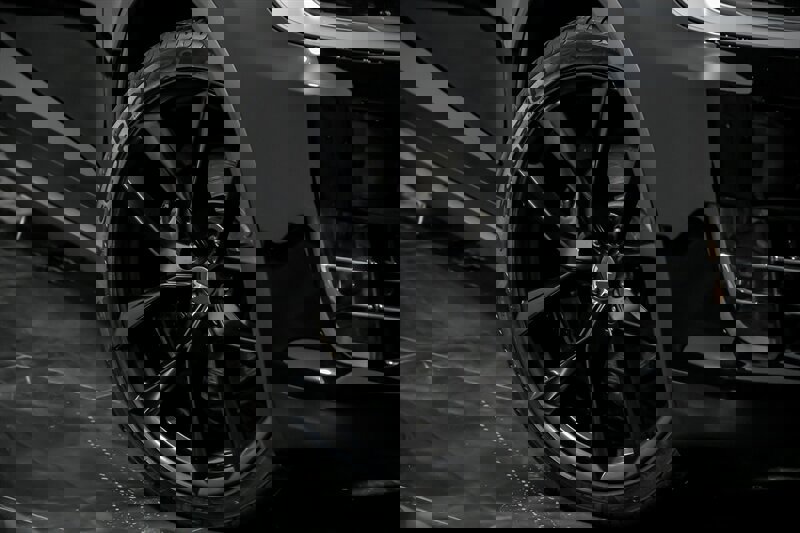 Used 2020 Tesla Model X image 3