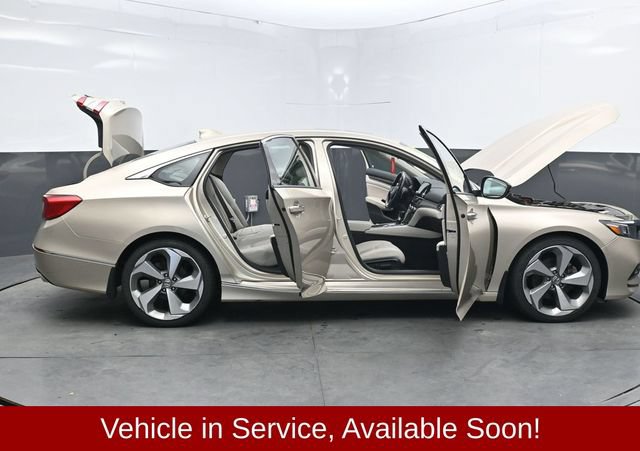Used 2018 Honda Accord Touring image 50