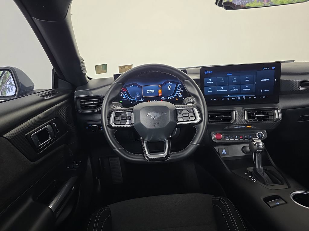 Used 2025 Ford Mustang GT image 16