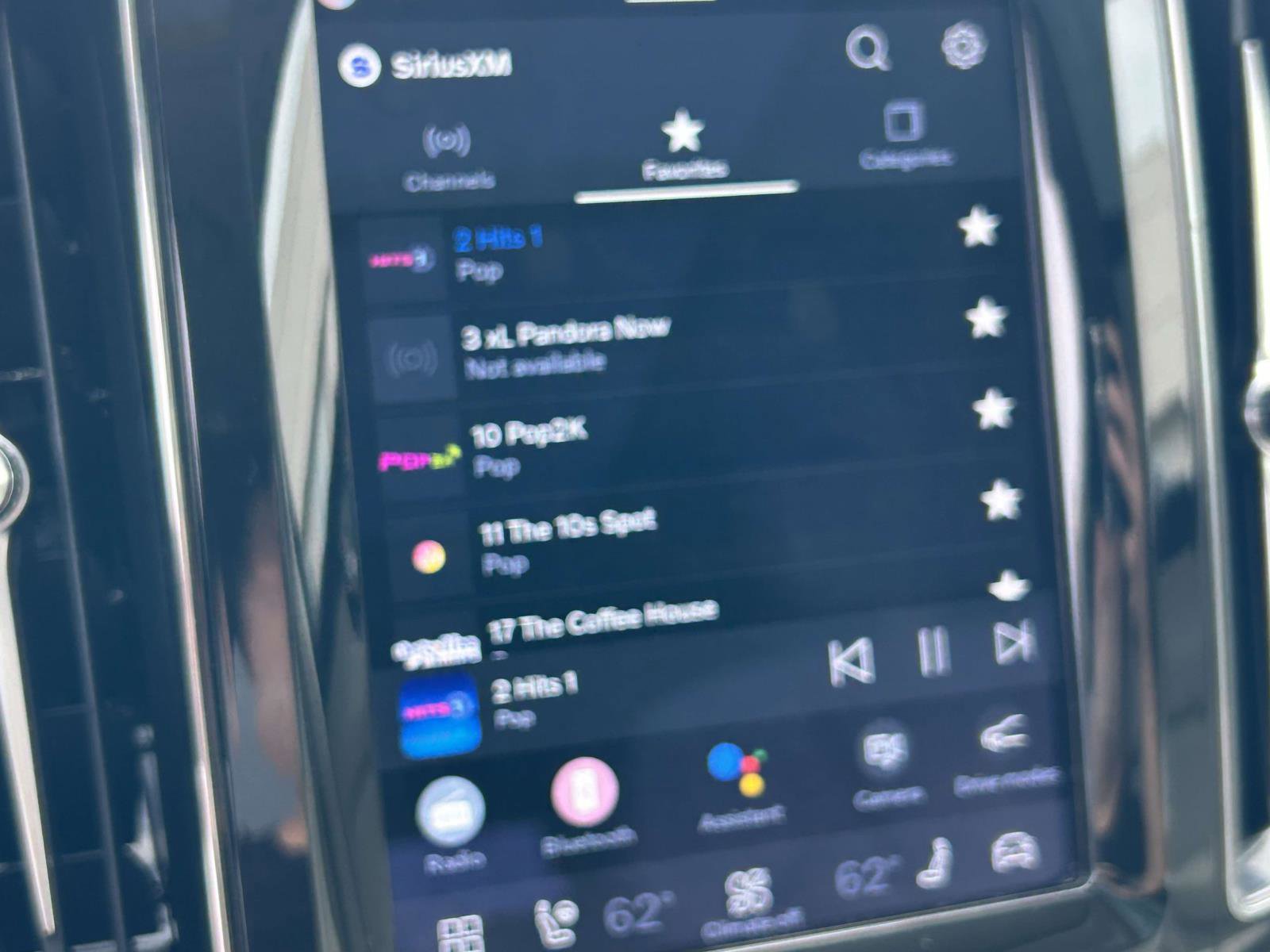 Certified 2023 Volvo XC60 B5 Plus w/ Climate Package image 26