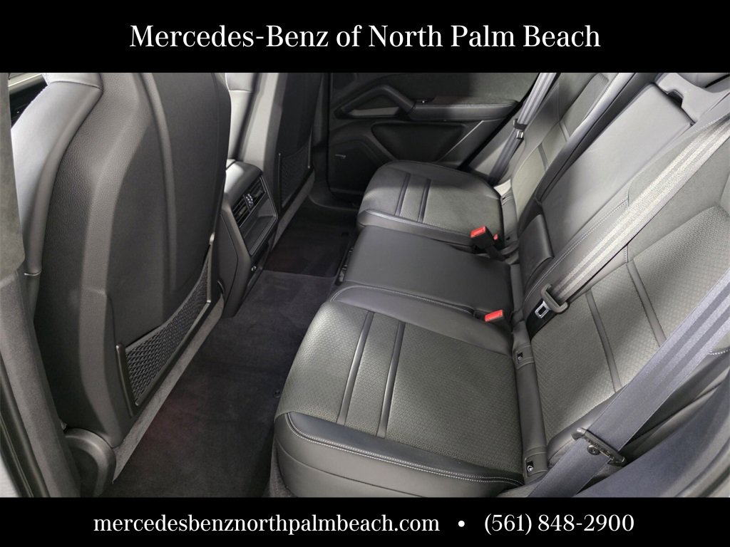 Used 2025 Porsche Cayenne GTS image 13