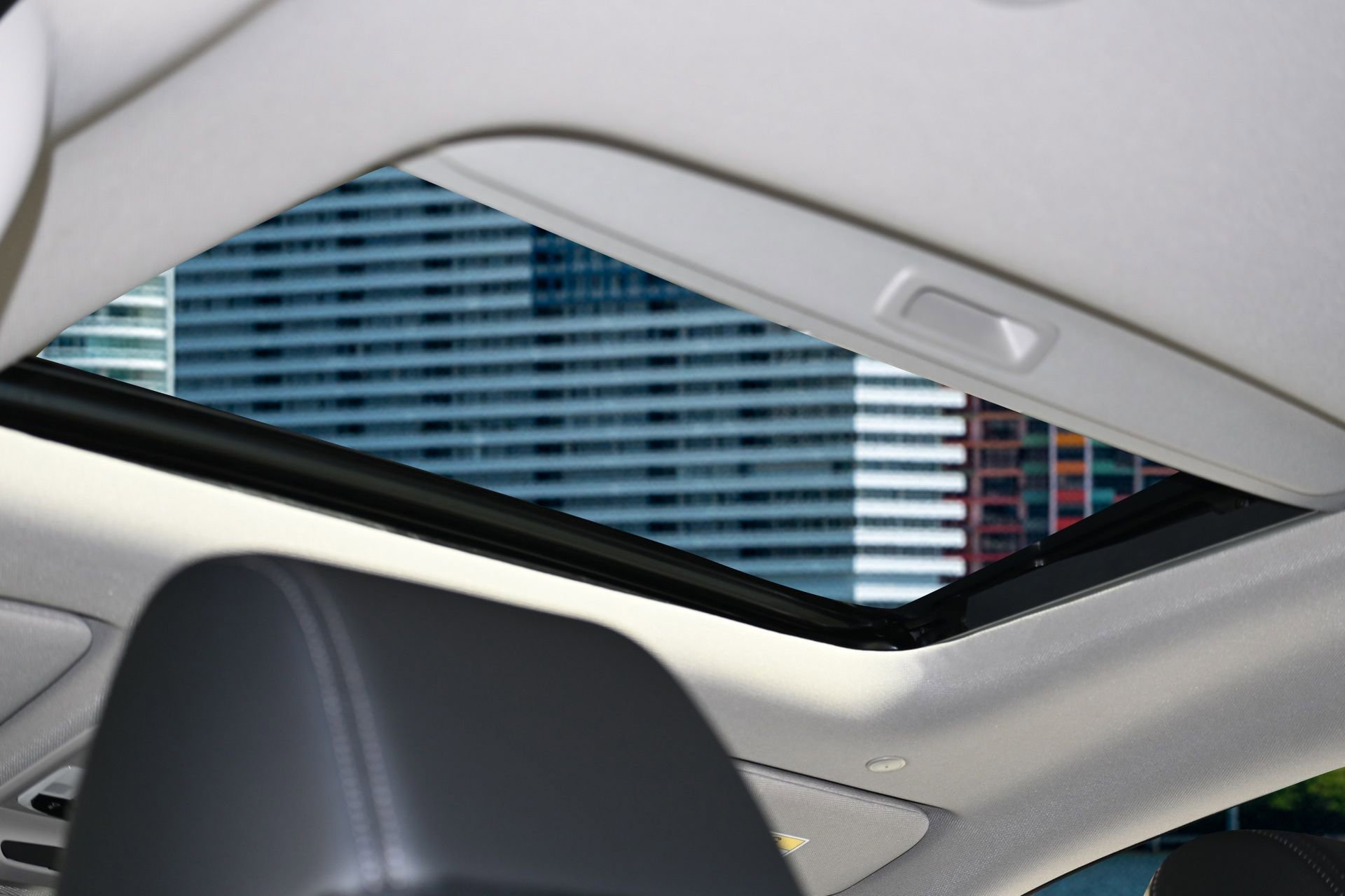 New 2026 Honda HR-V EX-L image 25