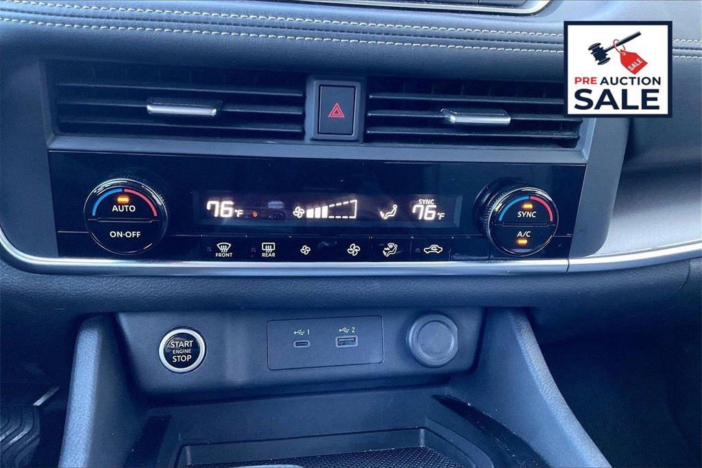 Used 2023 Nissan Rogue SV image 31