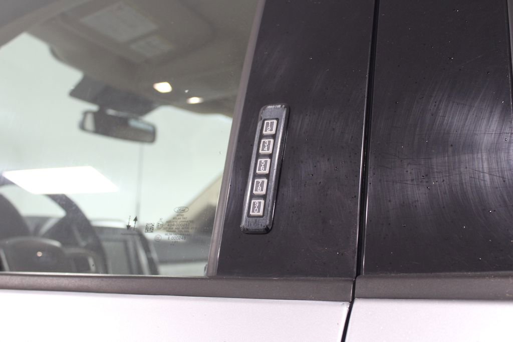 Used 2021 Ford F250 Lariat w/ Lariat Ultimate Package image 17