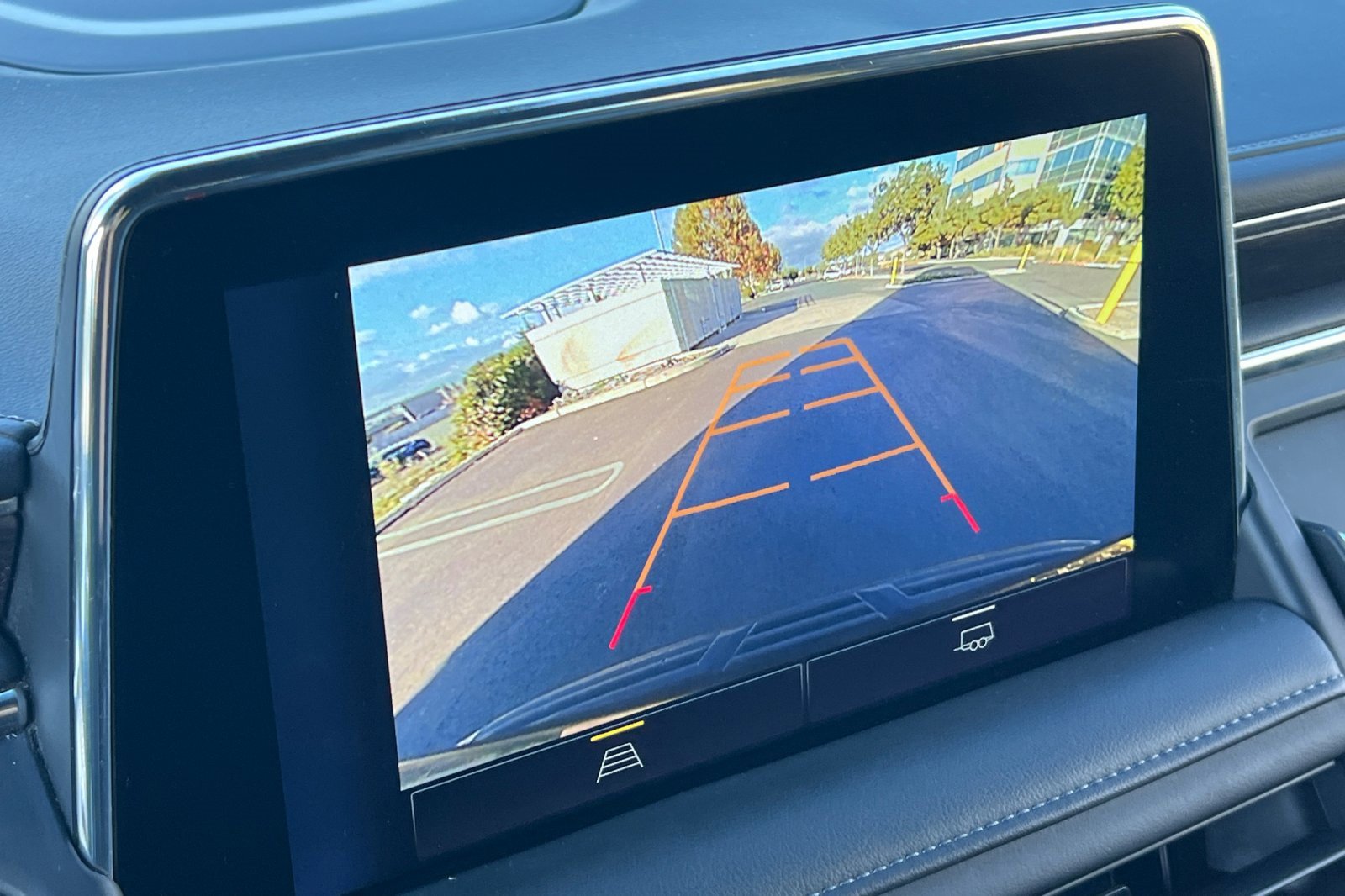 Used 2024 Chevrolet Tahoe LT image 27