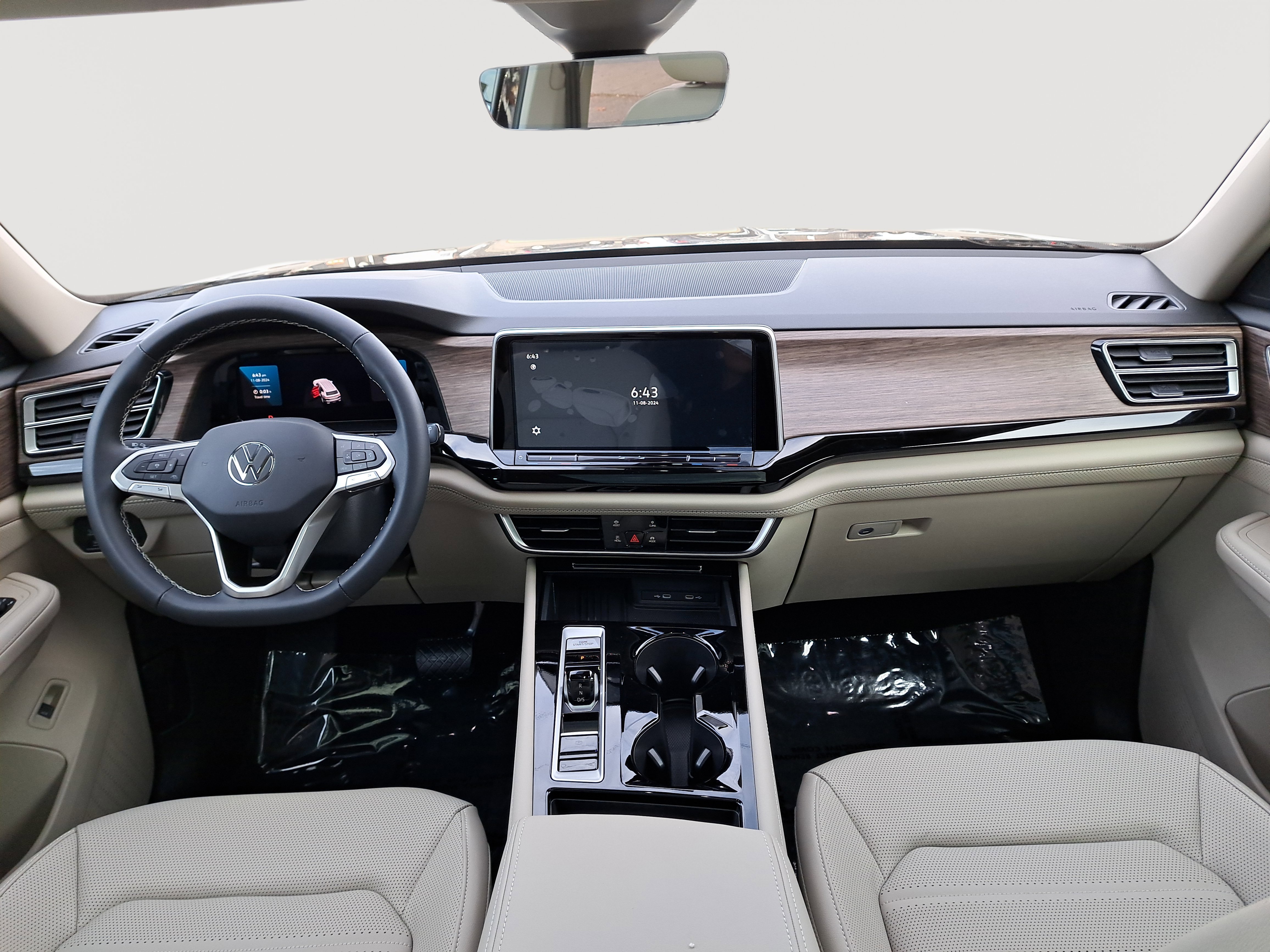 New 2025 Volkswagen Atlas SEL image 19
