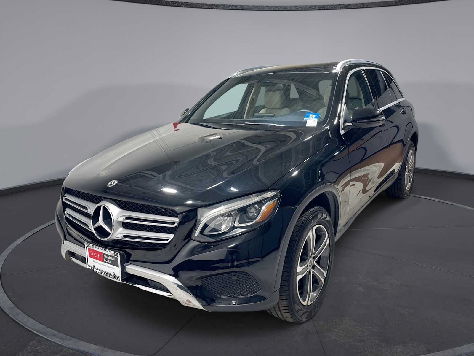 Used 2018 Mercedes-Benz GLC 300 4MATIC image 1