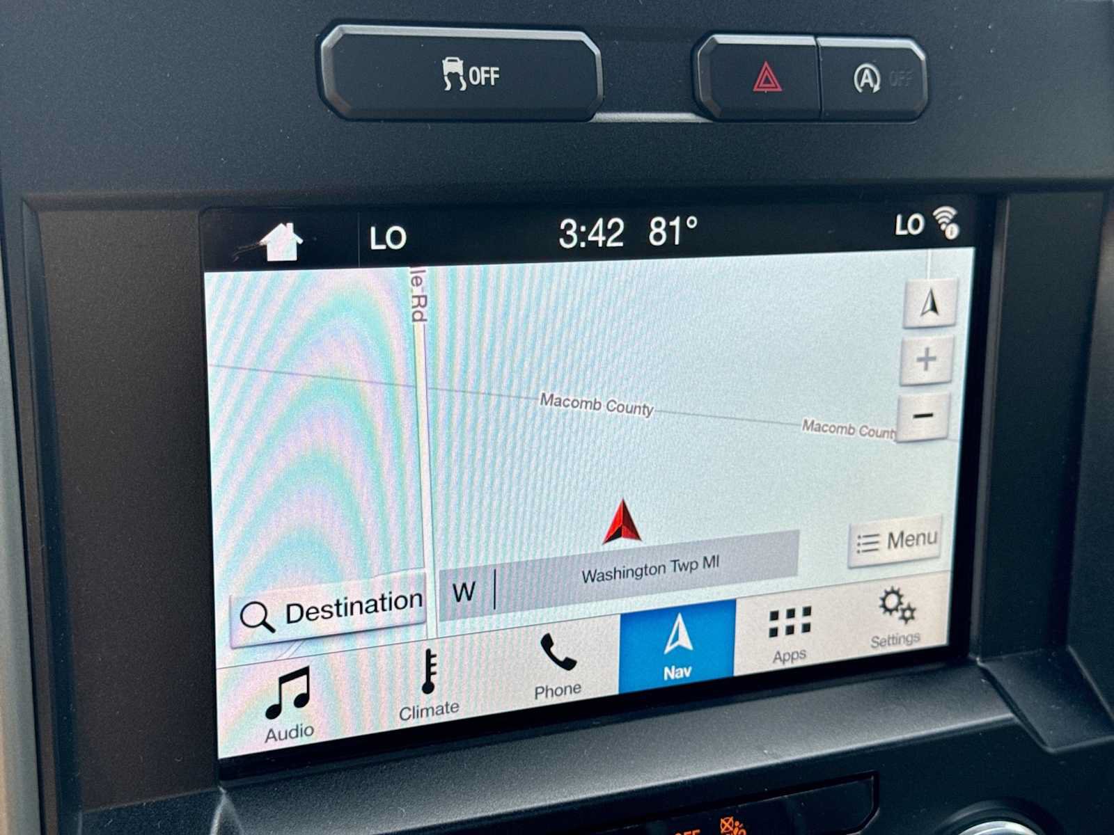 Used 2019 Ford F150 Lariat w/ Equipment Group 502A Luxury AWD/4WD image 28