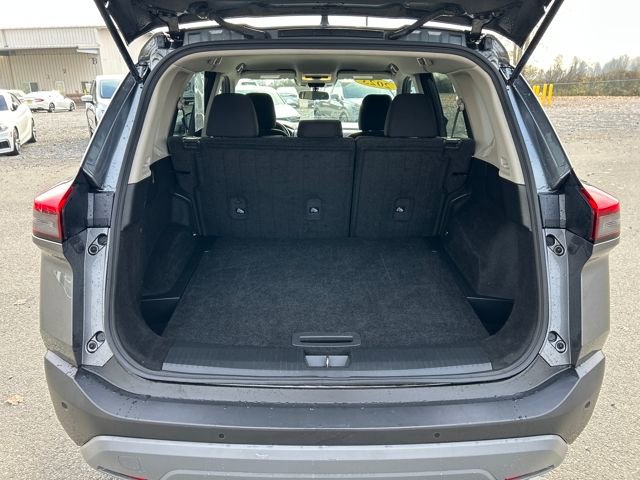 Used 2023 Nissan Rogue S image 15