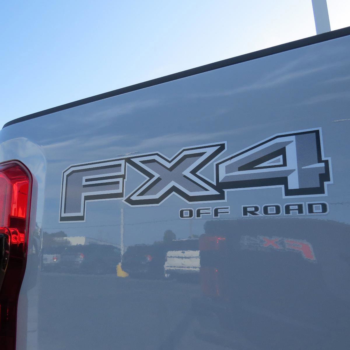 New 2025 Ford F250 Lariat w/ Lariat Ultimate Package image 10