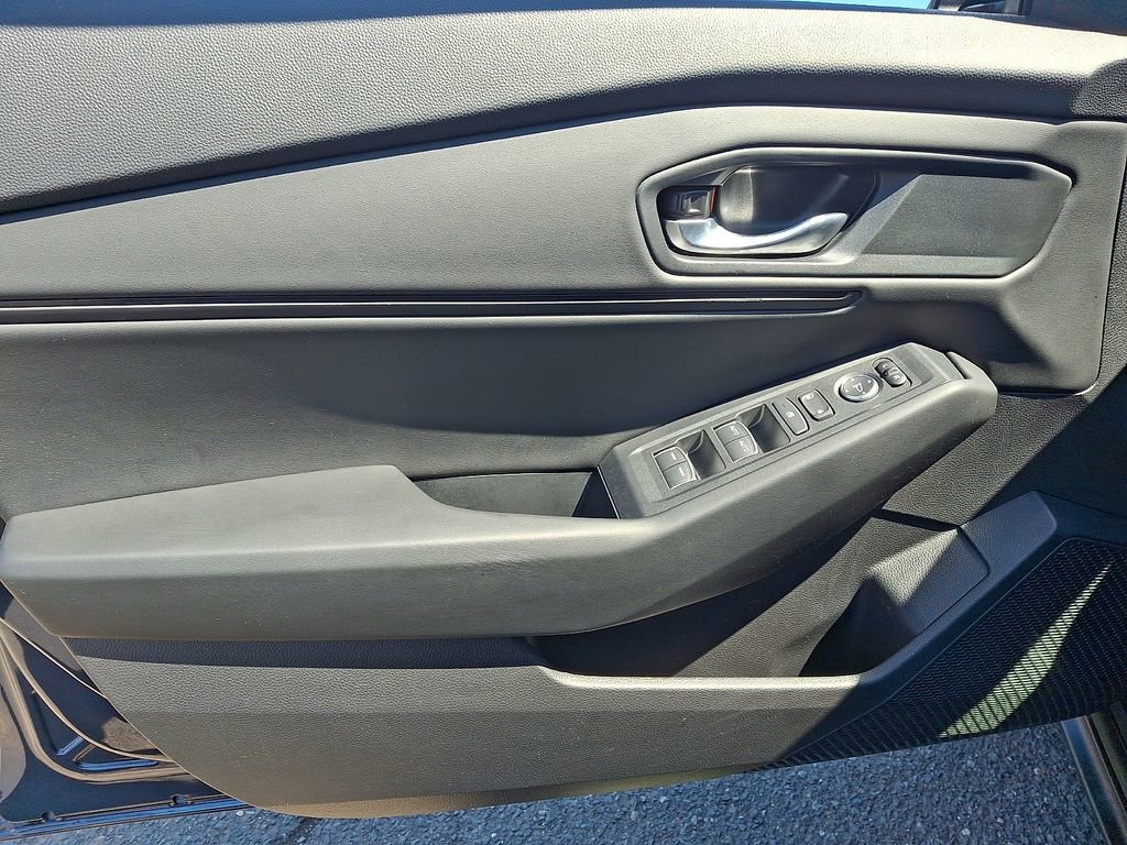 Used 2023 Honda Accord EX image 12