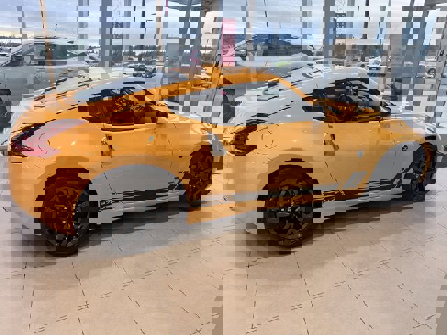 Used 2019 Nissan 370Z Sport image 2