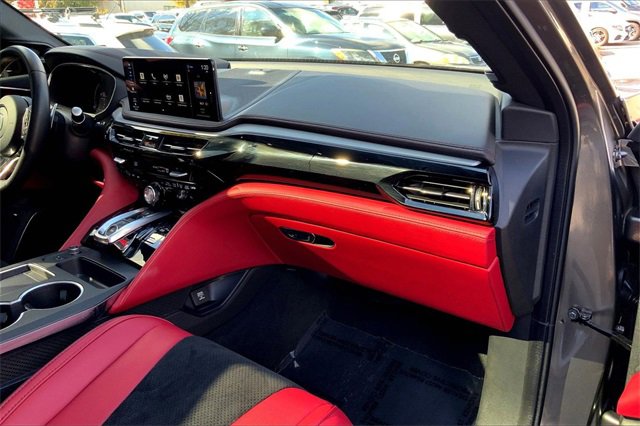 Used 2025 Acura MDX A-Spec image 15