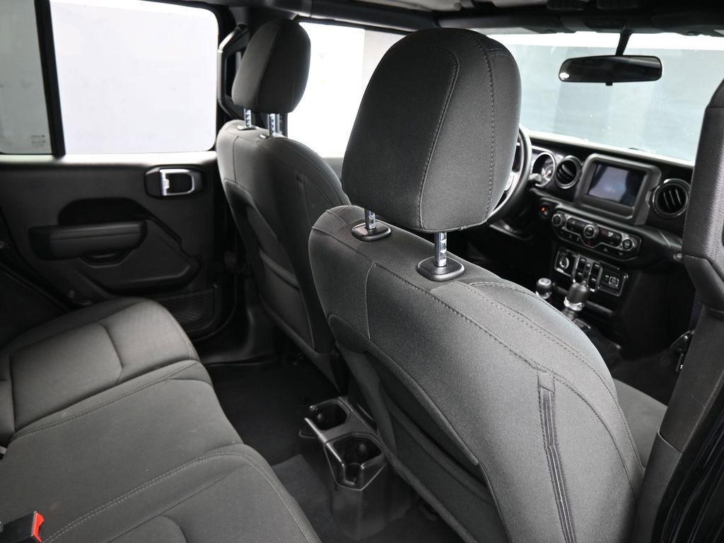 Used 2022 Jeep Wrangler Unlimited Sport image 43