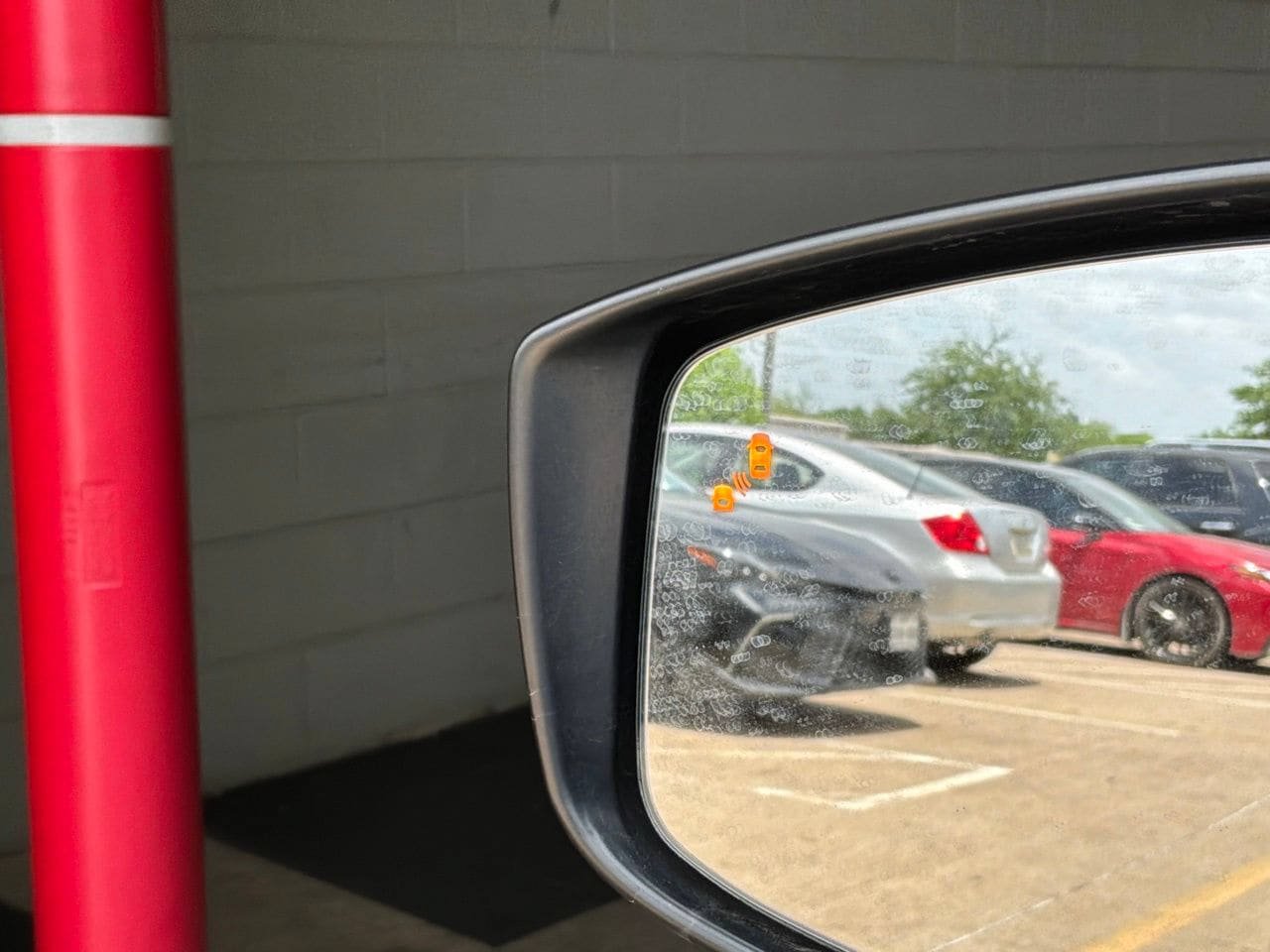 Used 2025 Nissan Versa SV FWD image 19