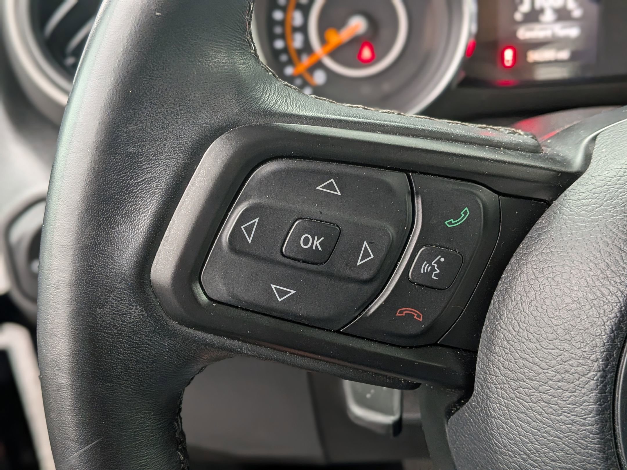 Used 2022 Jeep Gladiator Sport image 21