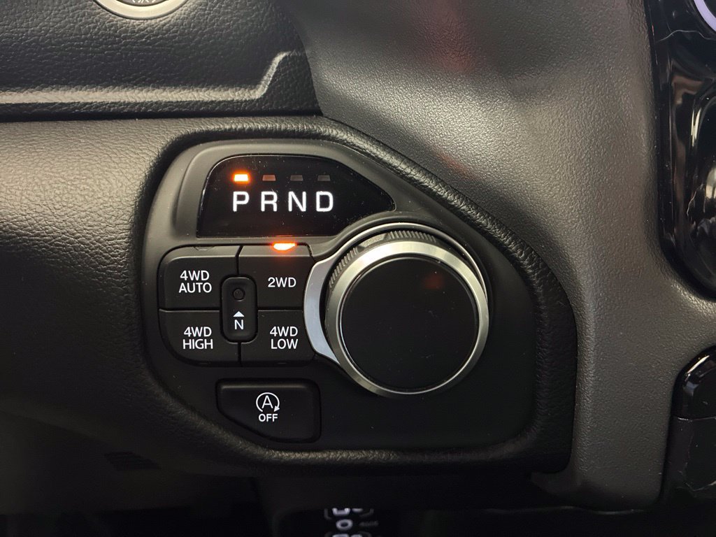 Used 2025 RAM 1500 Big Horn AWD/4WD image 10