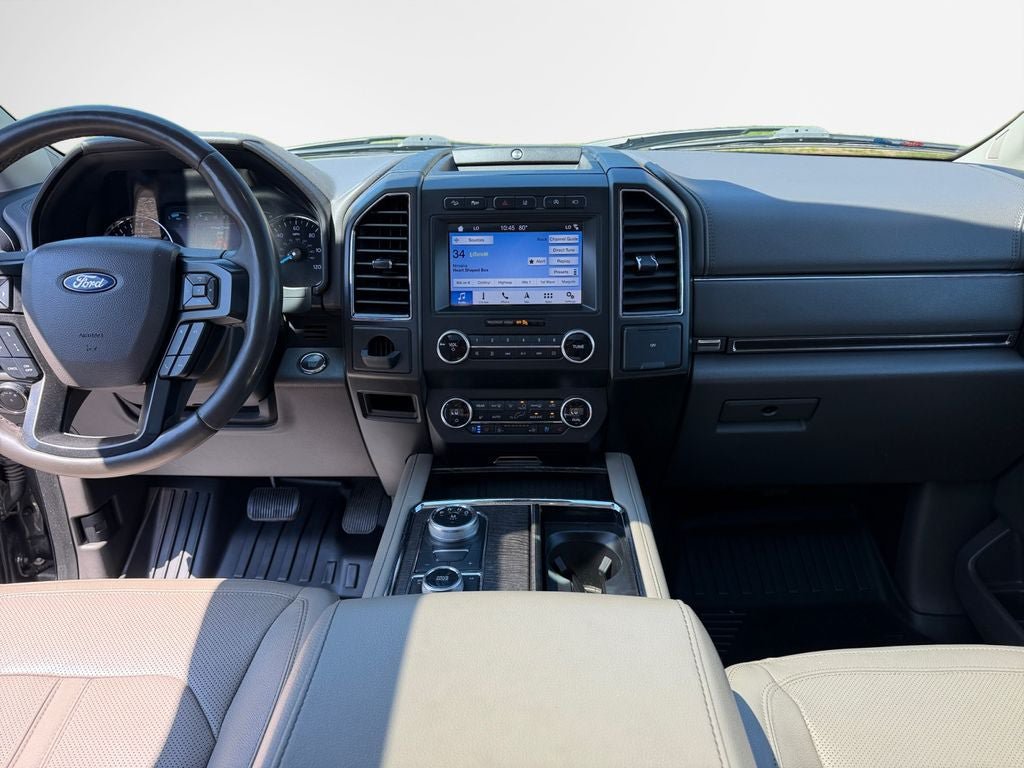 Used 2019 Ford Expedition Limited w/ Equipment Group 302A AWD/4WD image 16