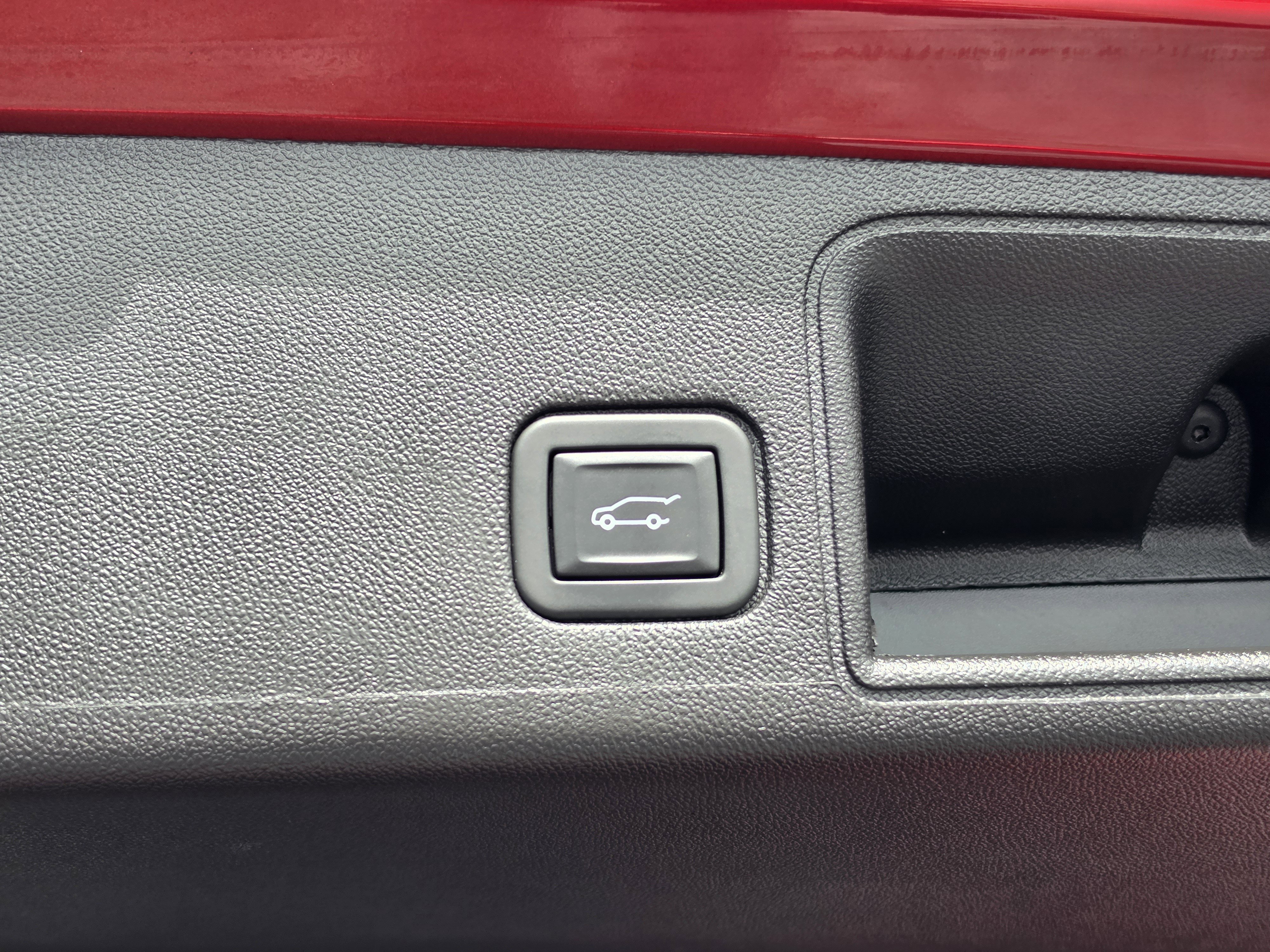 Certified 2024 GMC Terrain SLE w/ Driver Convenience Package FWD image 7