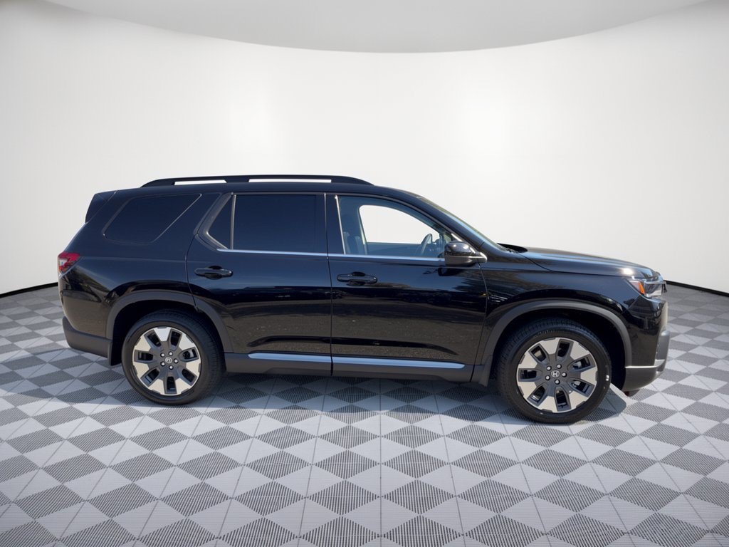 New 2026 Honda Pilot Touring image 8