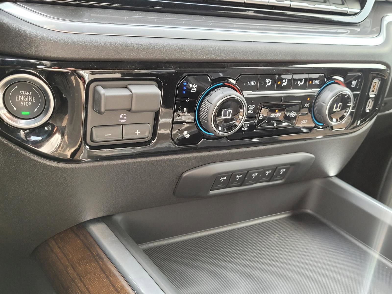 New 2026 Chevrolet Silverado 3500 High Country w/ High Country Premium Package AWD/4WD image 19