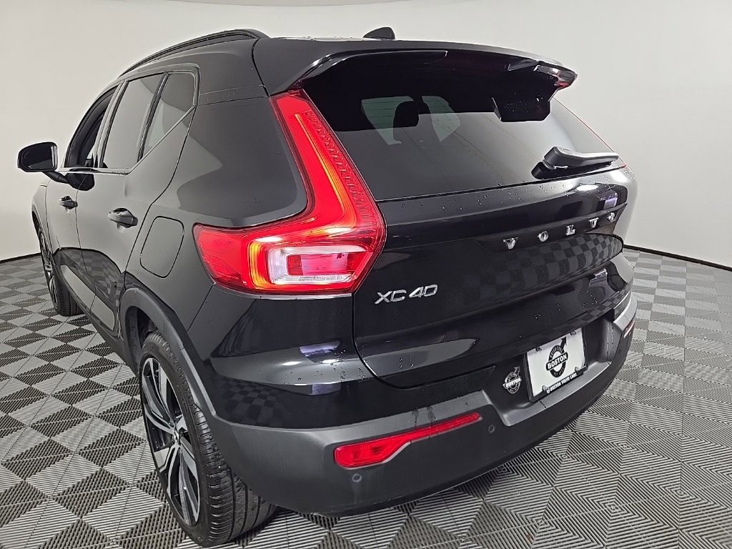 Used 2021 Volvo XC40 P8 Recharge w/ Advanced Package image 9