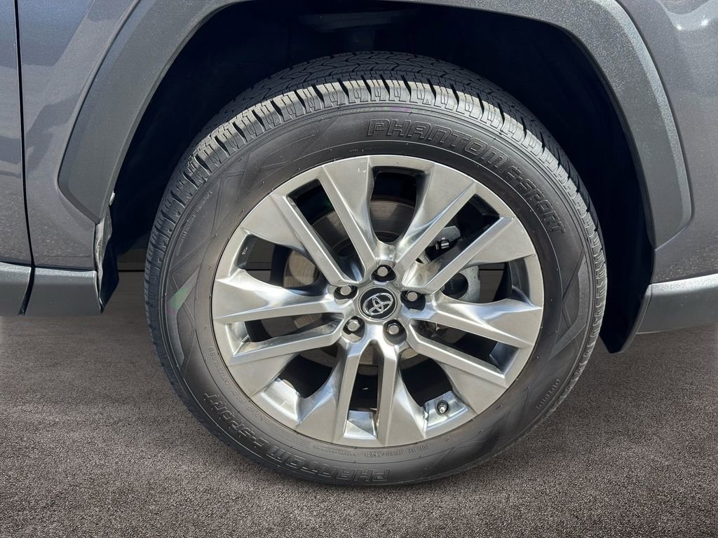 Used 2019 Toyota RAV4 Limited w/ Cold Weather Package image 6