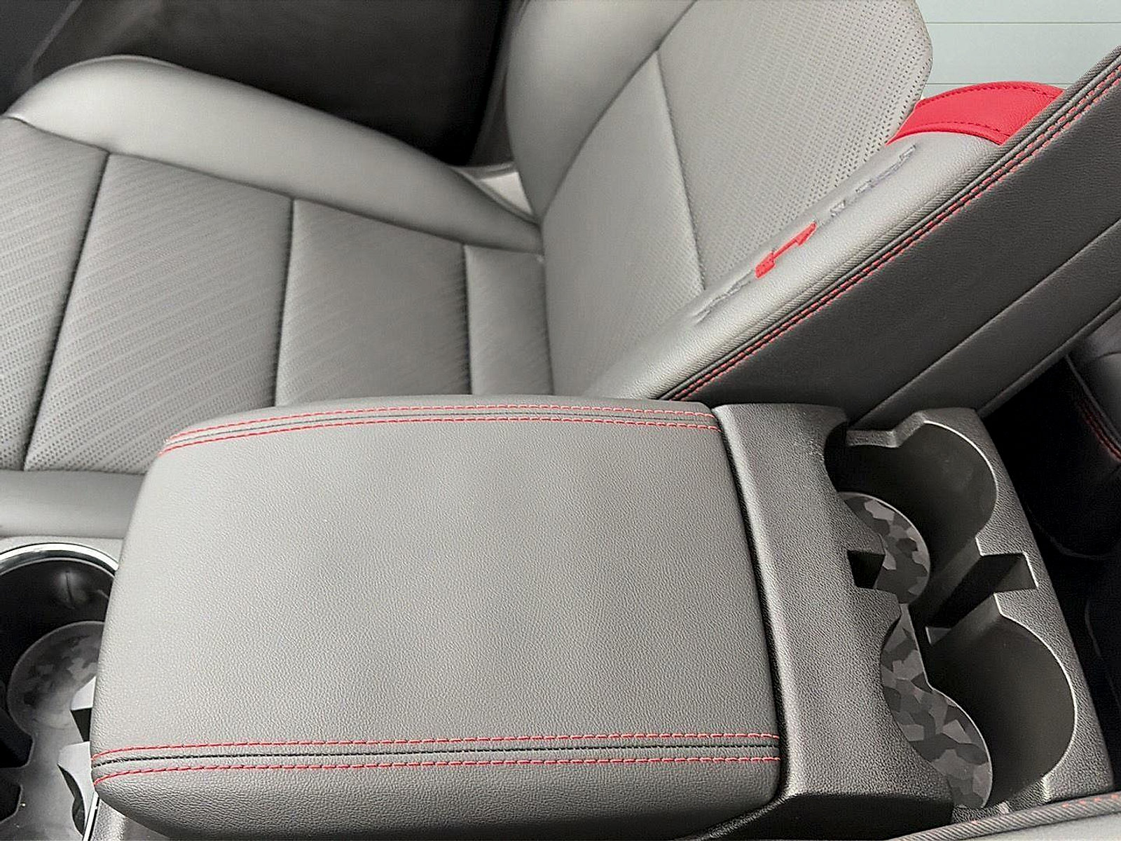 New 2025 GMC Canyon AT4 w/ AT4X AEV Edition AWD/4WD image 24