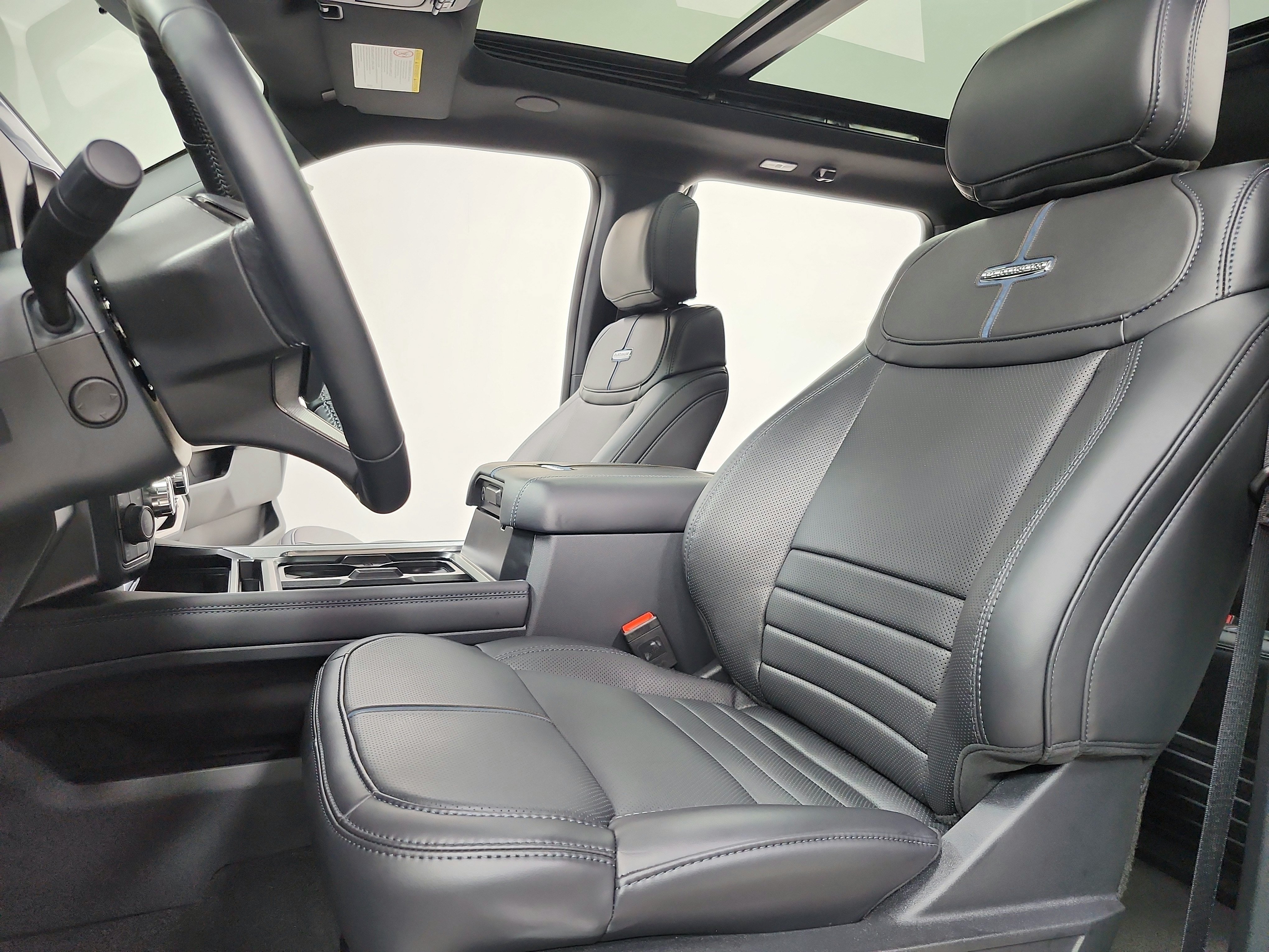 New 2026 Ford F250 Platinum AWD/4WD image 32