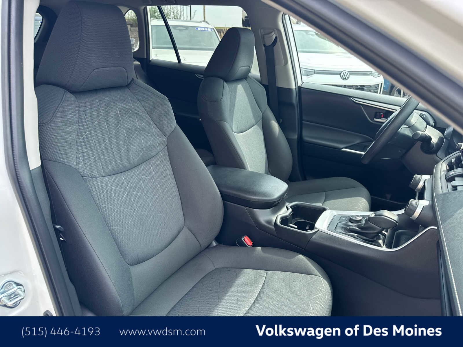 Used 2025 Toyota RAV4 XLE image 14