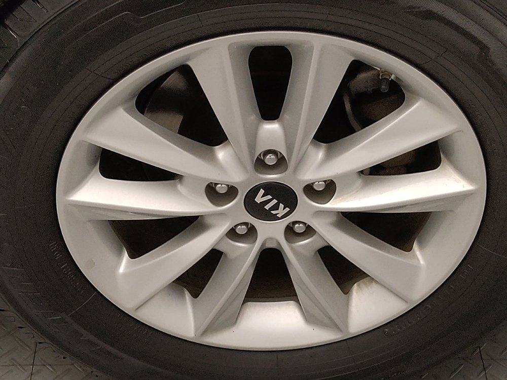 Used 2020 Kia Sorento L image 31