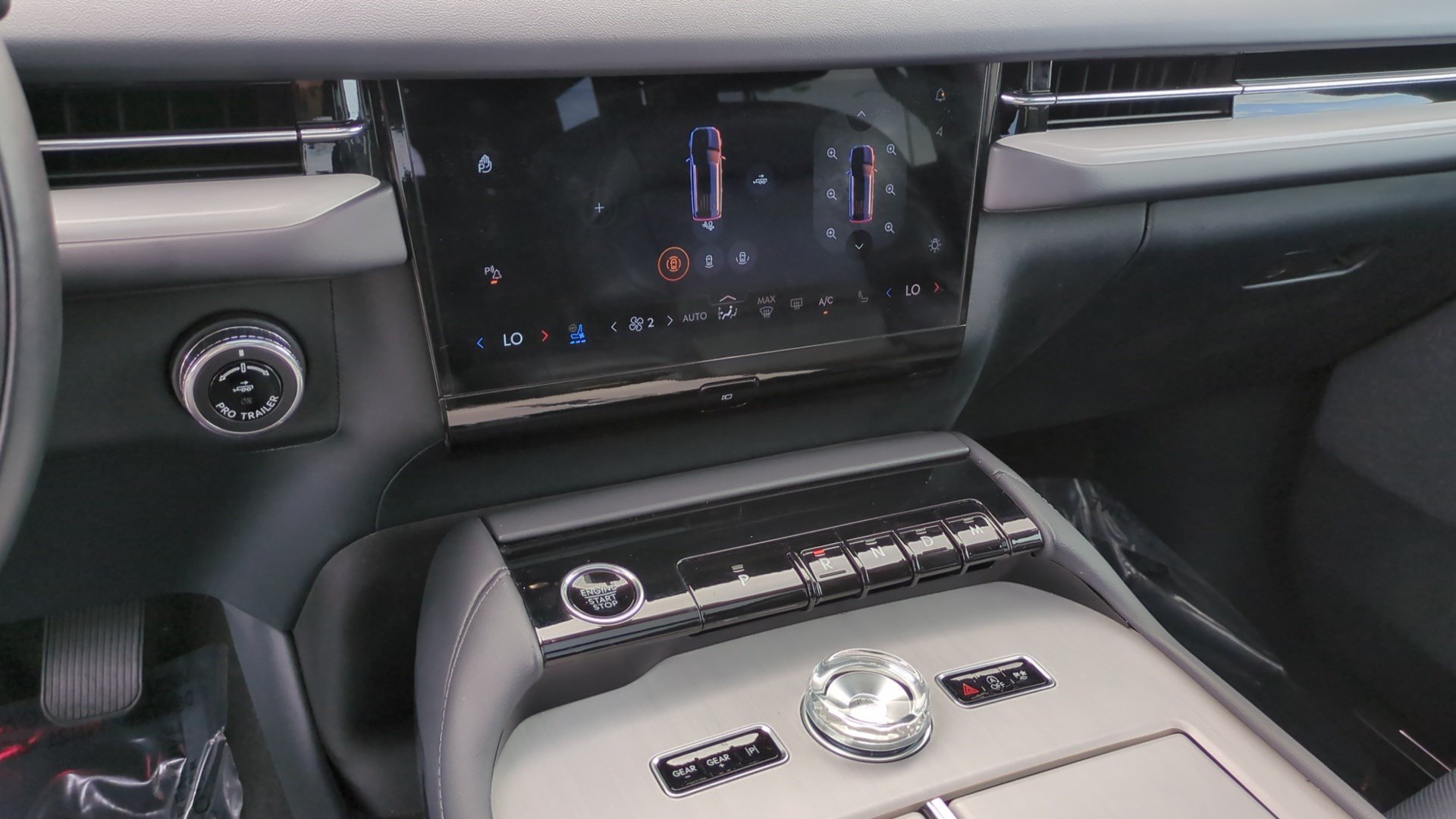 Used 2025 Lincoln Navigator Reserve AWD/4WD image 26