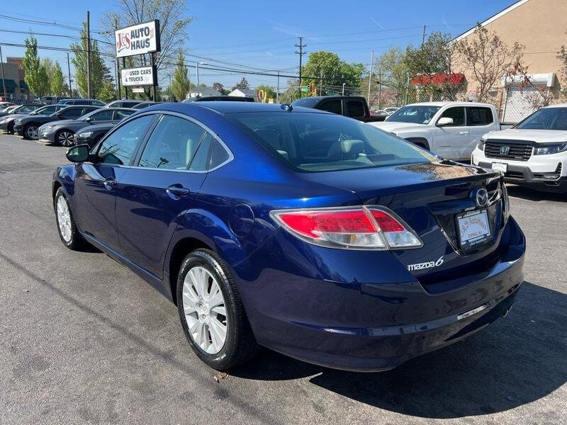 Used 2009 MAZDA MAZDA6 i Grand Touring w/ Moonroof & Bose Pkg FWD image 4