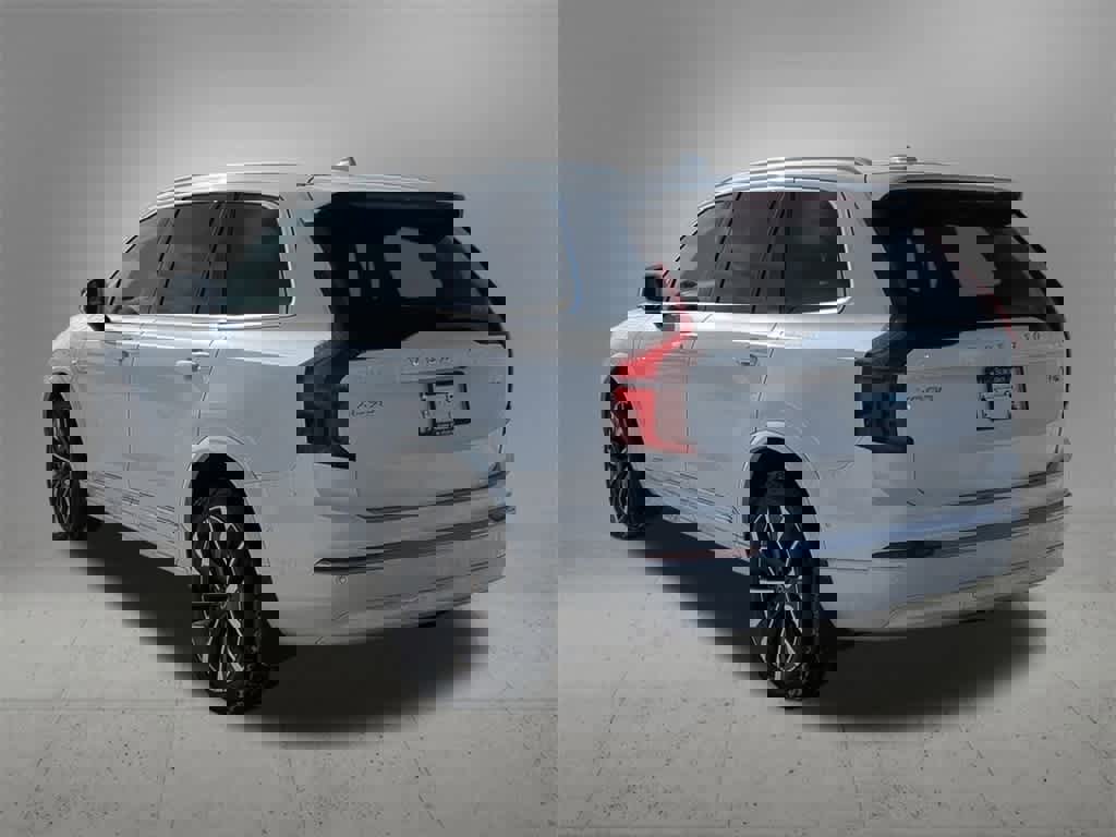 Certified 2025 Volvo XC90 T8 Ultra w/ Protection Package Premier image 4