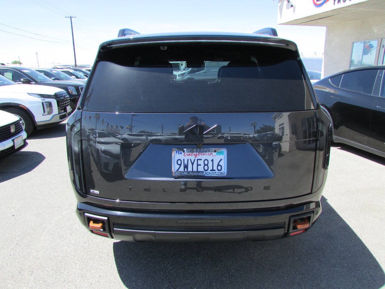 Used 2027 Kia Telluride SX Prestige X-Pro AWD/4WD image 8