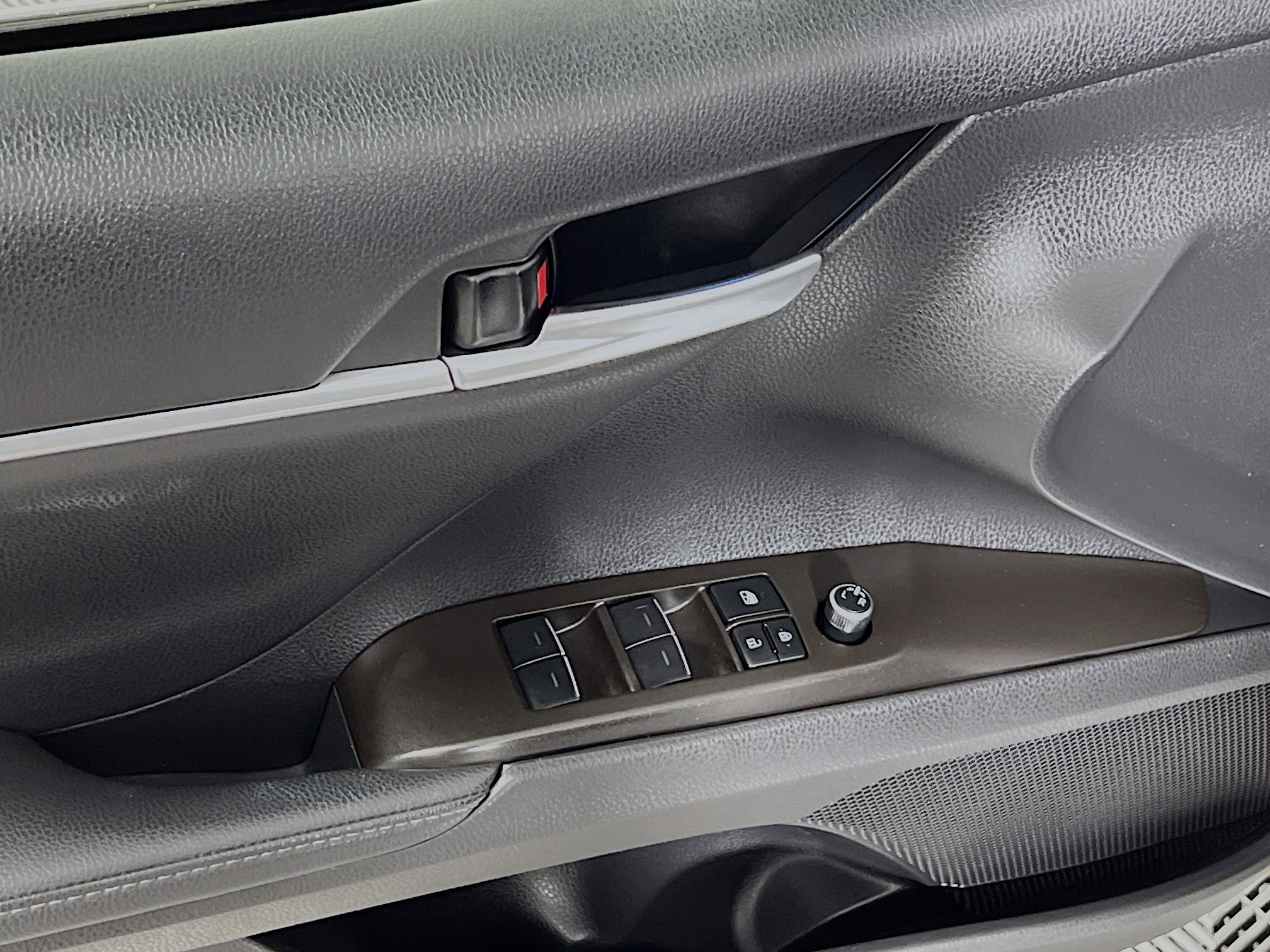 Used 2023 Toyota Camry XLE image 17