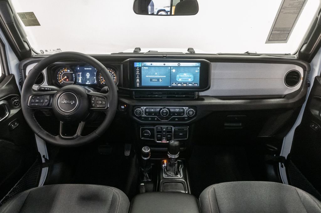 Used 2026 Jeep Gladiator Sport AWD/4WD image 25
