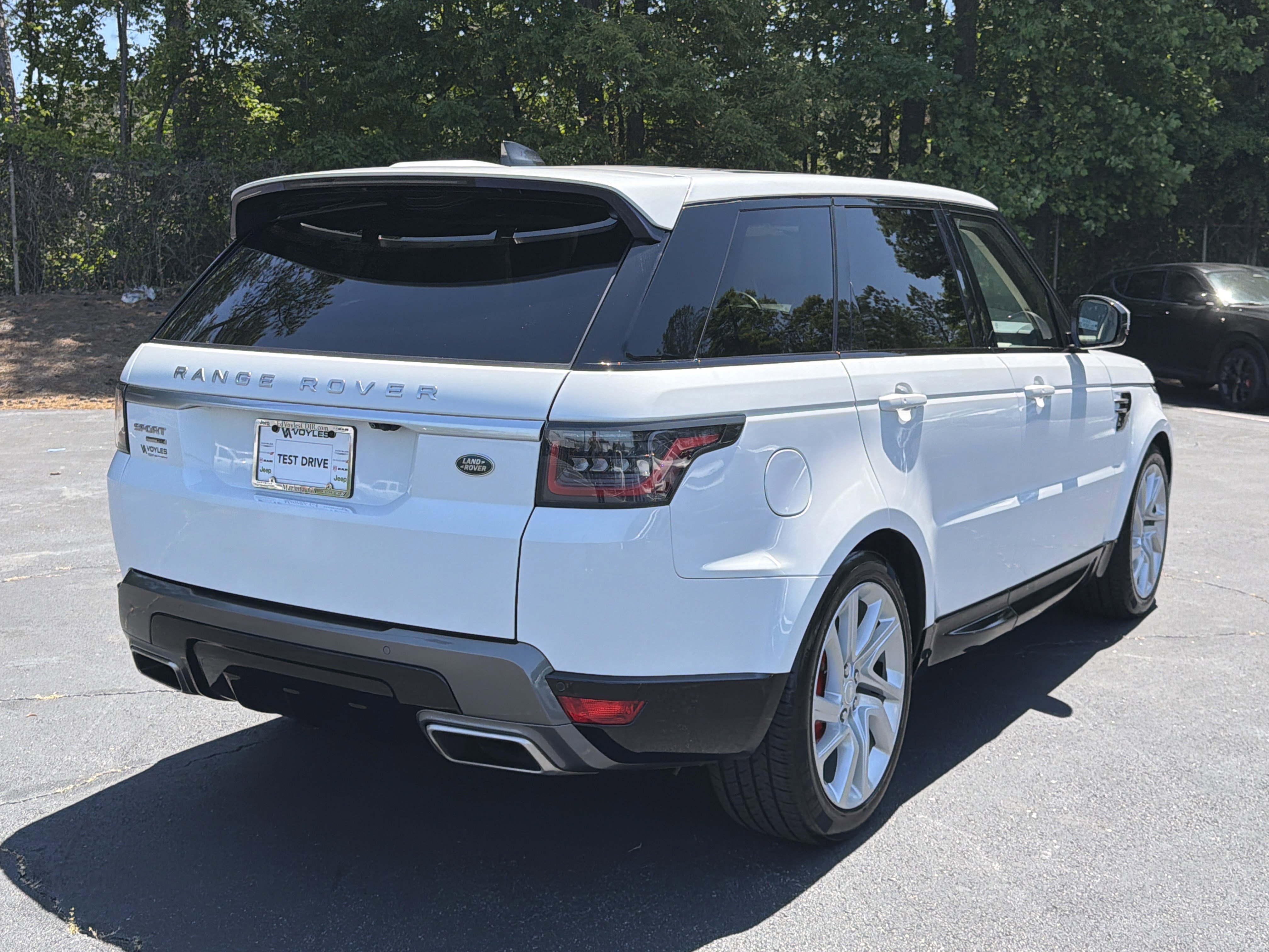 Used 2018 Land Rover Range Rover Sport HSE AWD/4WD image 16