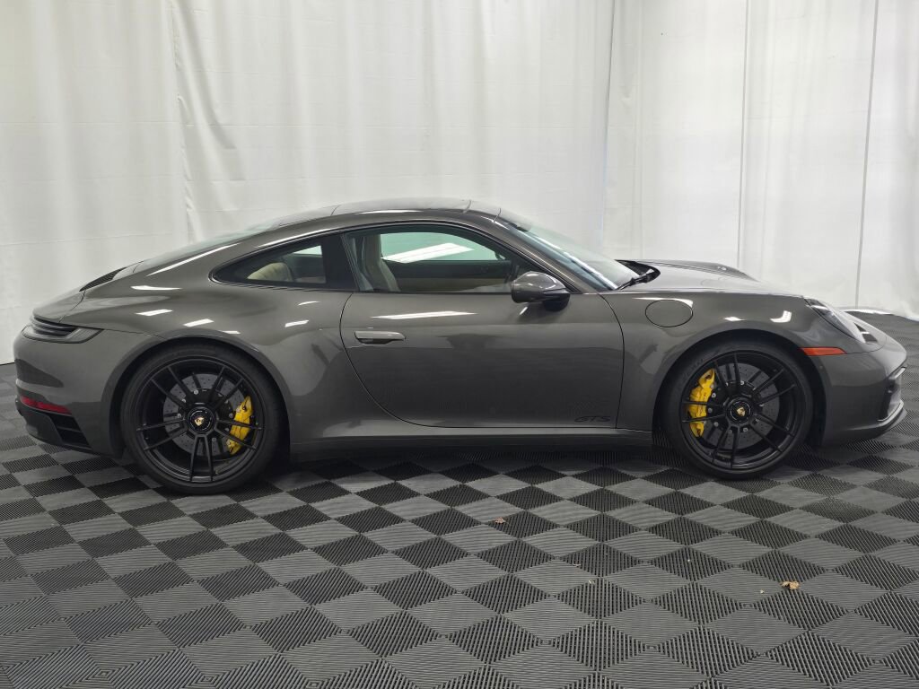 Certified 2024 Porsche 911 Carrera GTS image 8