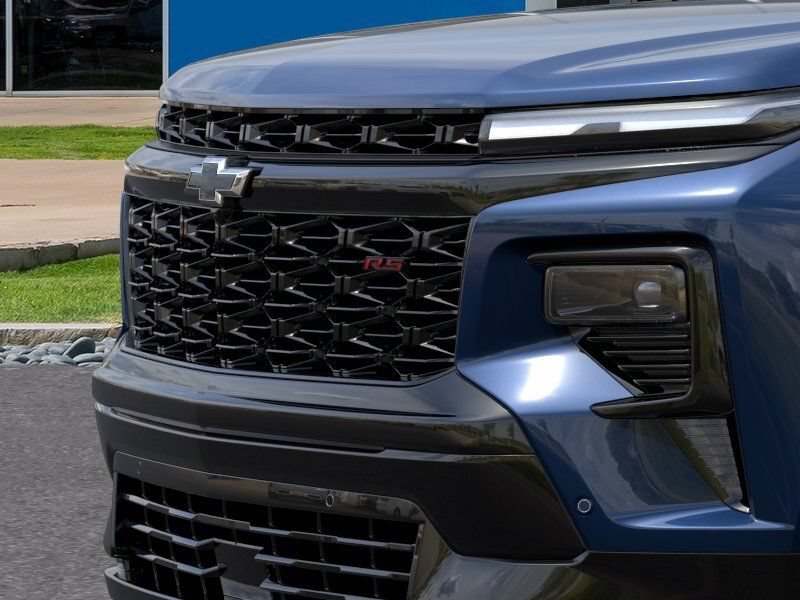 New 2027 Chevrolet Traverse RS w/ LPO, Floor Liner Package FWD image 13