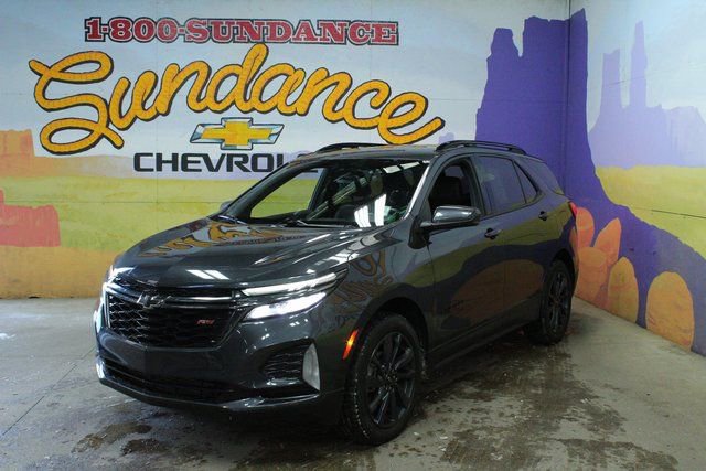 Used 2022 Chevrolet Equinox RS AWD/4WD image 2