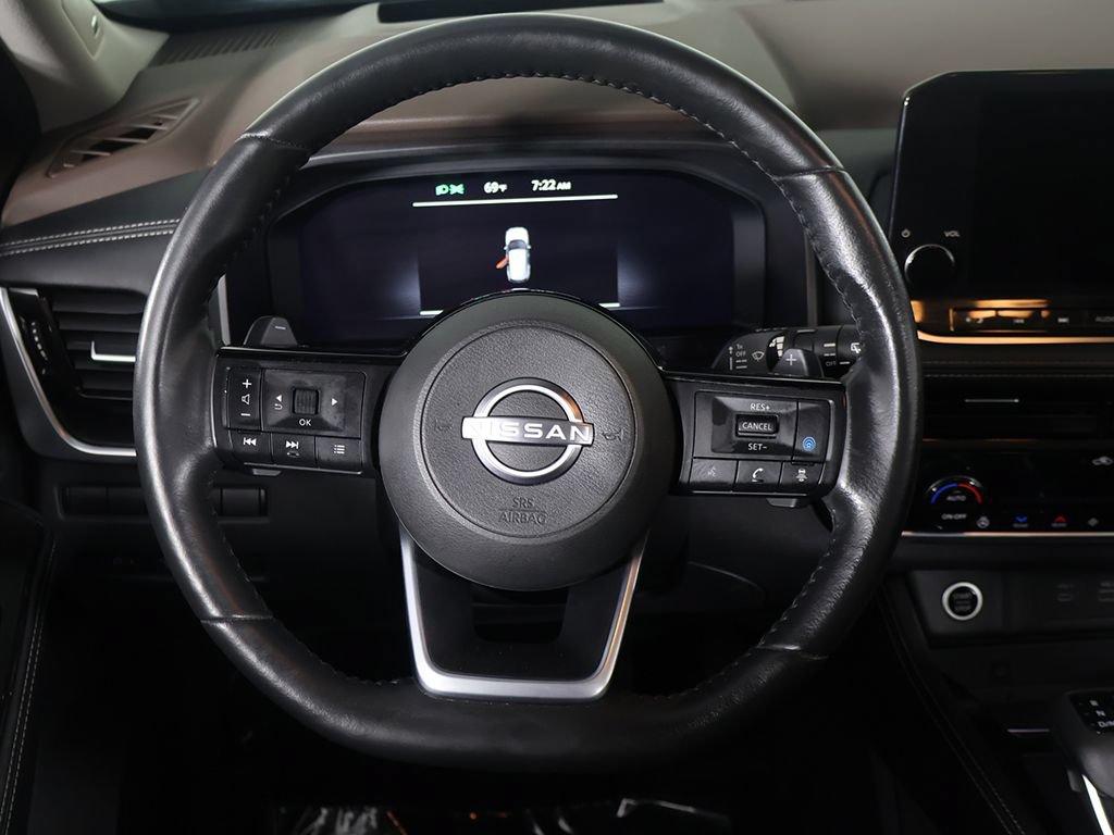 Used 2023 Nissan Rogue Platinum AWD/4WD image 43