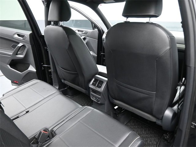 Used 2021 Volkswagen Tiguan SE R-Line w/ 3-Row Tiguan MDO Package image 27