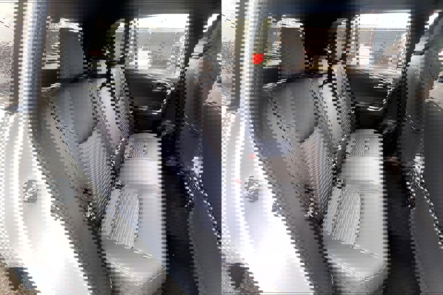 Used 2025 Toyota RAV4 XSE image 32