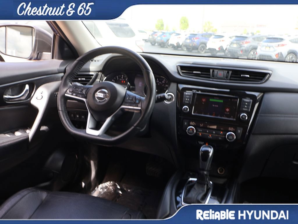 Used 2020 Nissan Rogue SL AWD/4WD image 14