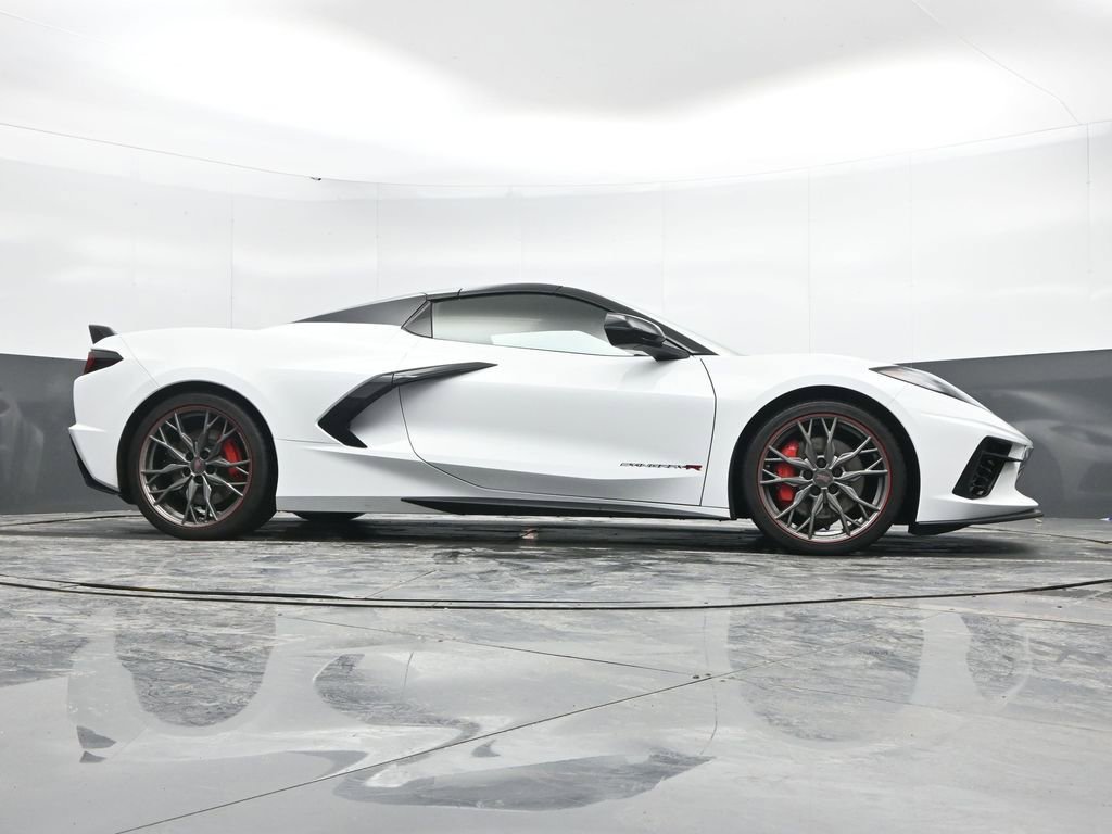 Used 2023 Chevrolet Corvette Stingray Premium Conv w/ Z51 Performance Package image 38