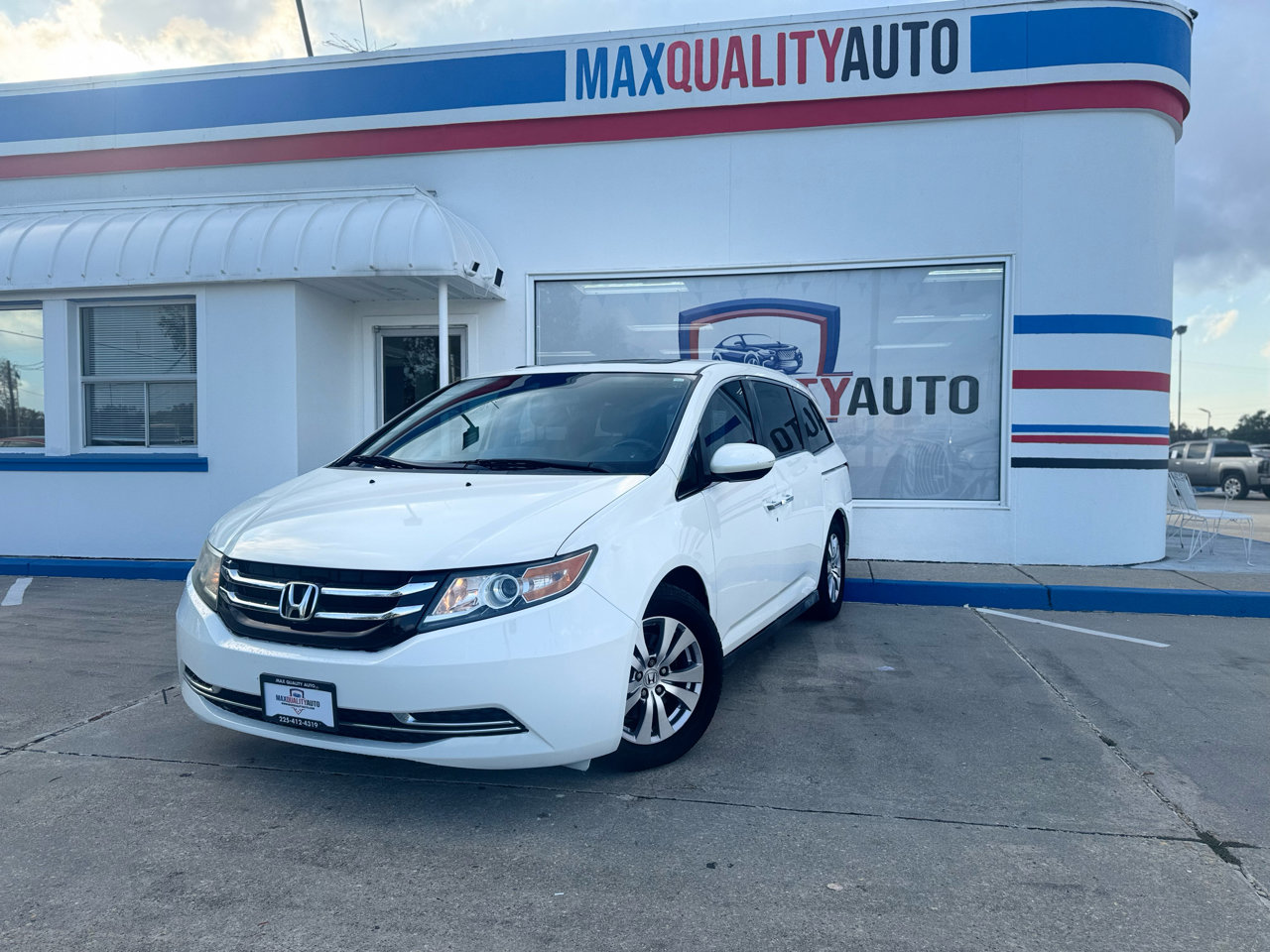 Used 2015 Honda Odyssey EX-L image 2