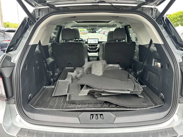 Certified 2025 Ford Explorer Active w/ Active Comfort Package AWD/4WD image 44